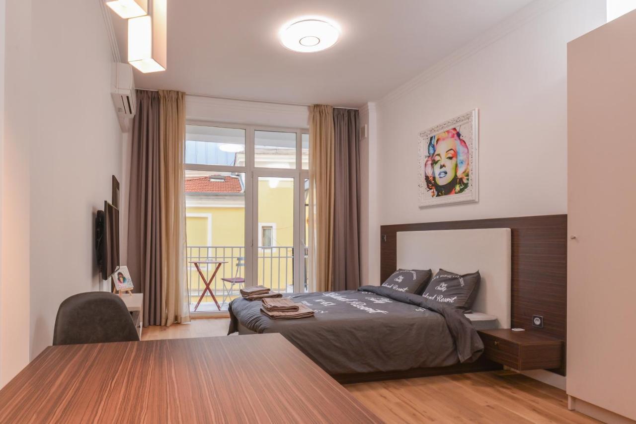 Appartement Mocca Next To Crystal Garden And Russian Church *